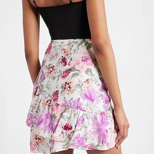 NEW - Express Floral Ruffle Asymmetrical Skirt - Size 14